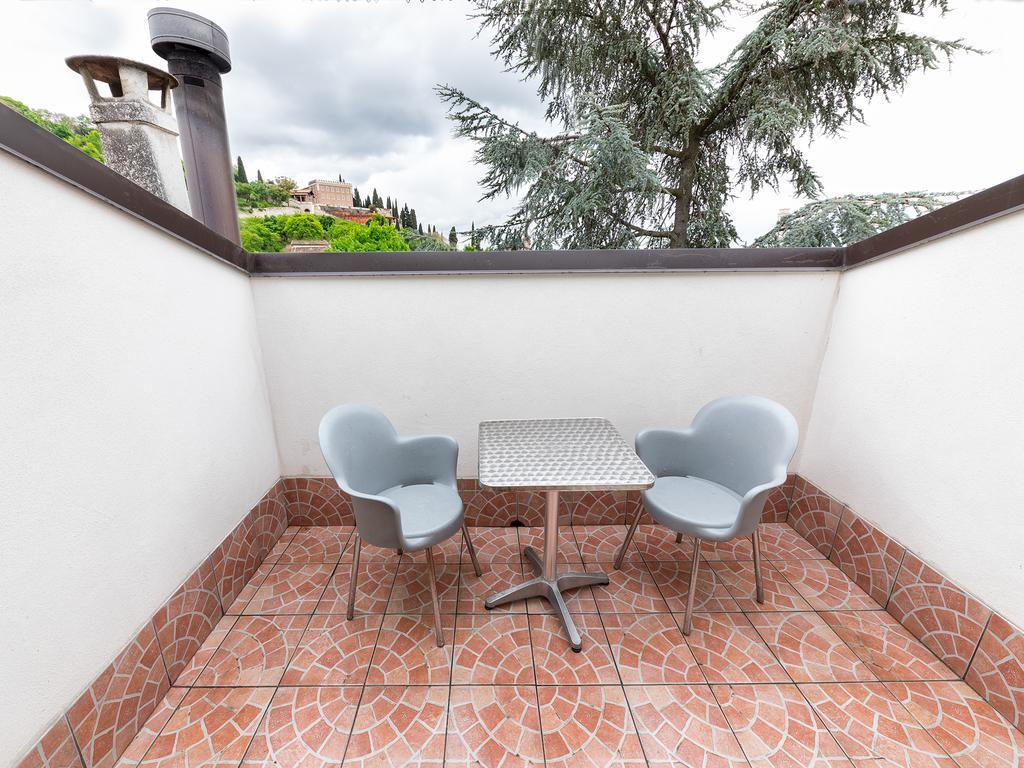 Residenza Le Dimore Centro Verona Exterior photo